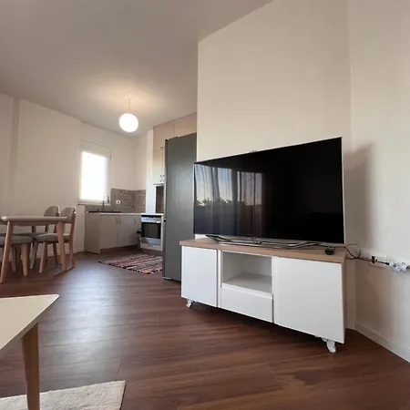 Casa Dajti - Quiet Mountain View, Fast Wi-fi *