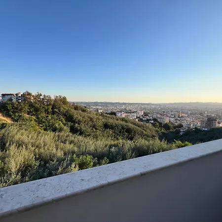 Casa Dajti - Quiet Mountain View, Fast Wi-fi