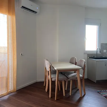 Casa Dajti - Quiet Mountain View, Fast Wi-fi * Tirana
